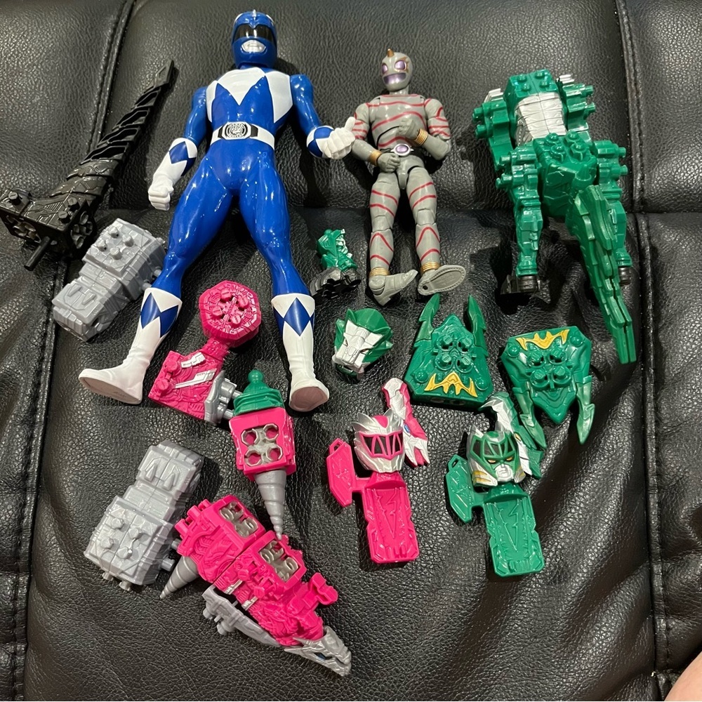 Mighty  morphin blue power rangers Dino fury lot